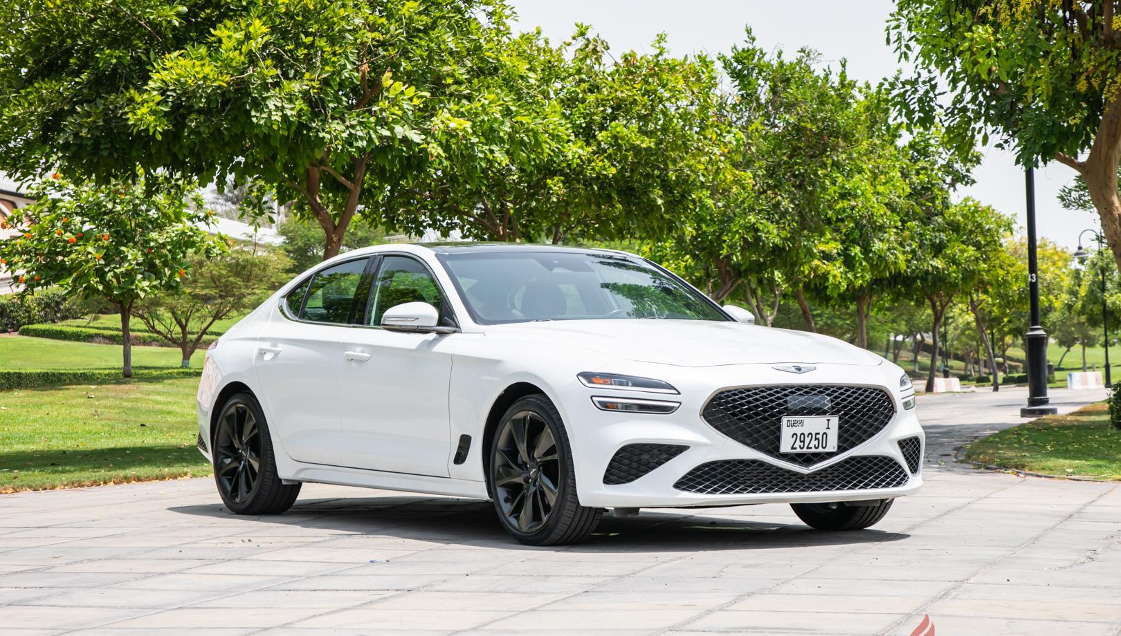 Genesis G70 (White)