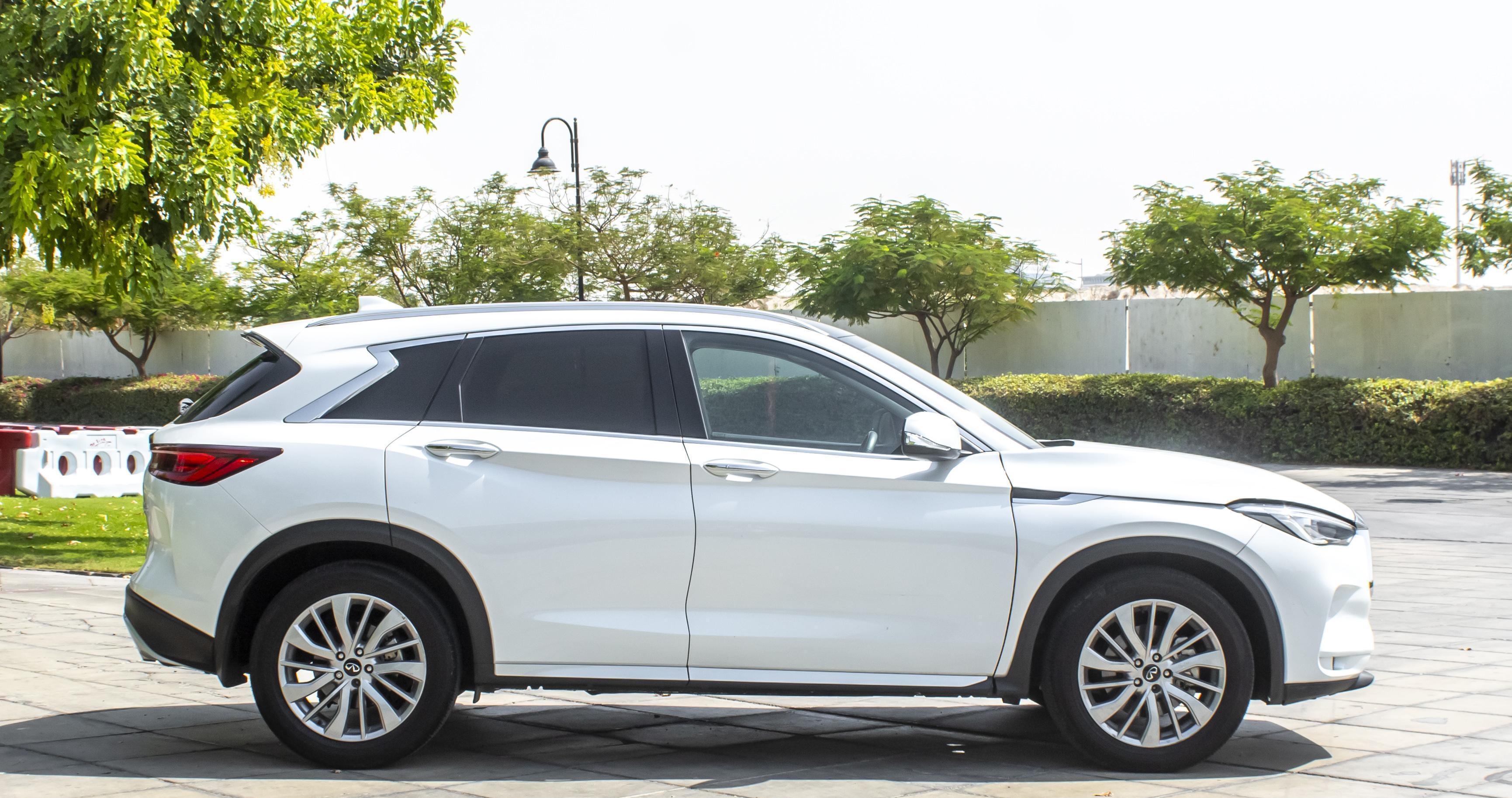 Infinity QX 50 – view 1